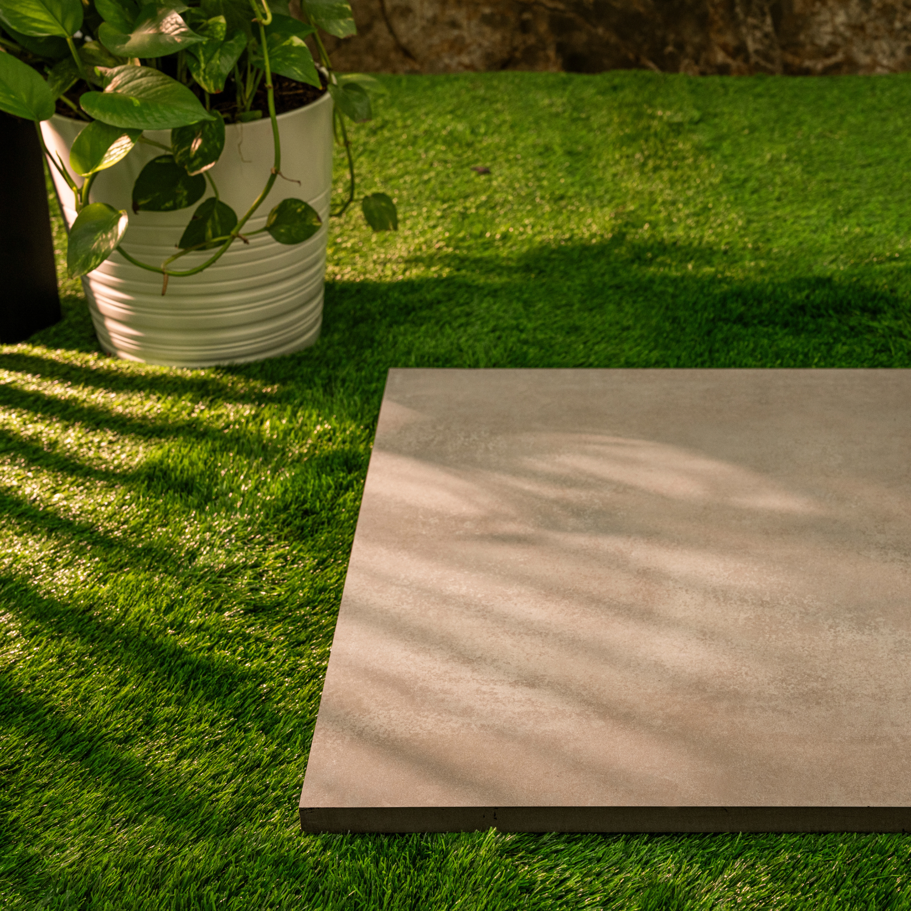 Plaza Maroon porcelain tile 60x120cm 2mm thickness, maroon stone look design, durable porcelain tile for modern floors and walls.